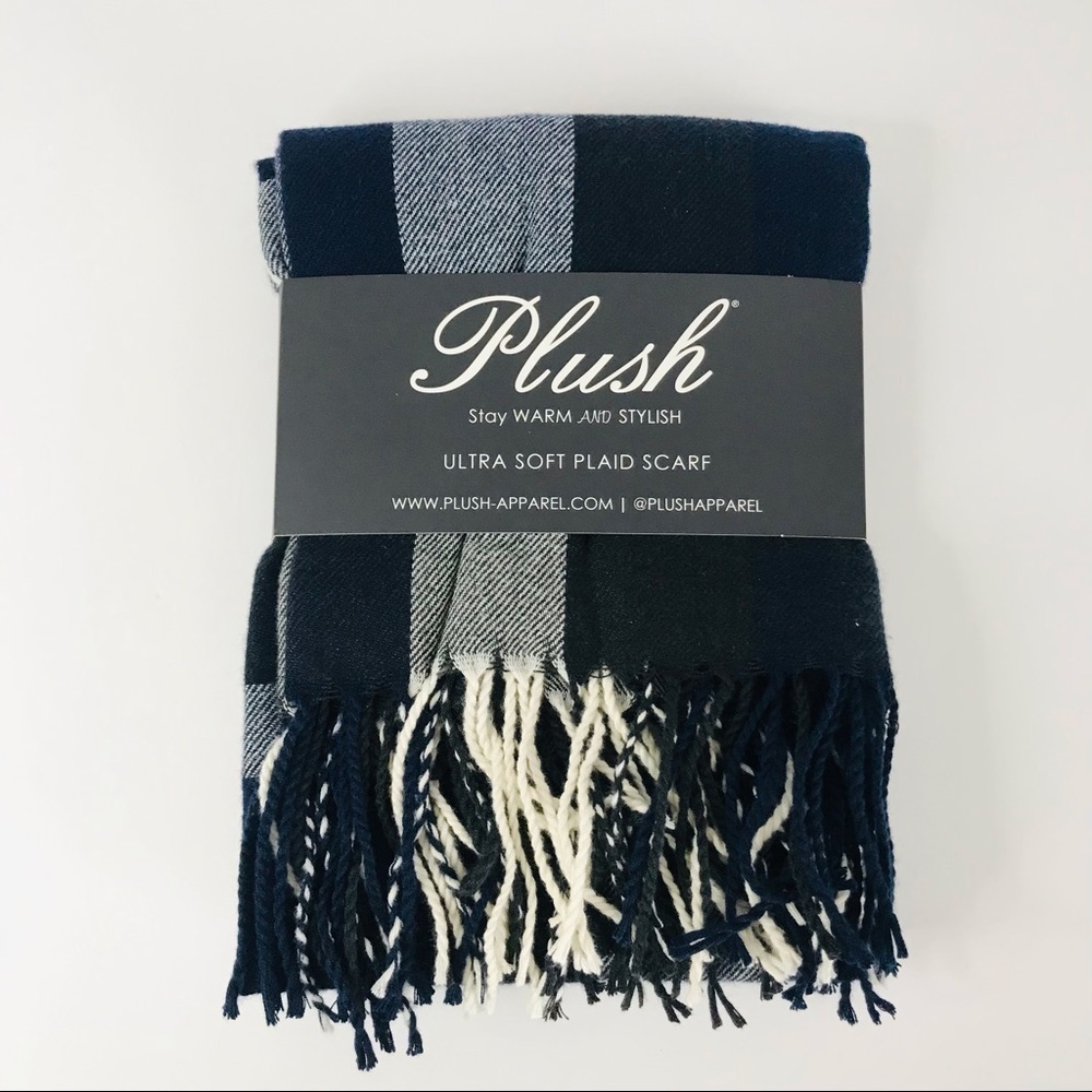 New! Plush Women’s Ultra Soft Navy Blue Plaid Flannel Fringe Scarf